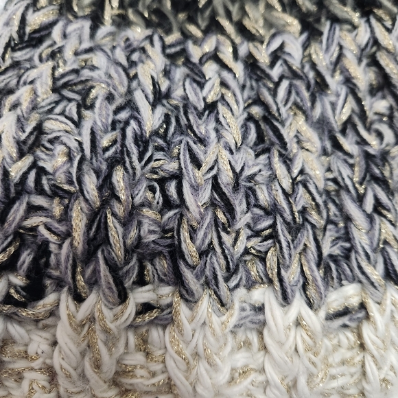 Lole Chunky Knit Beanie Toque Winter Pom Pom Hat - Picture 7 of 7